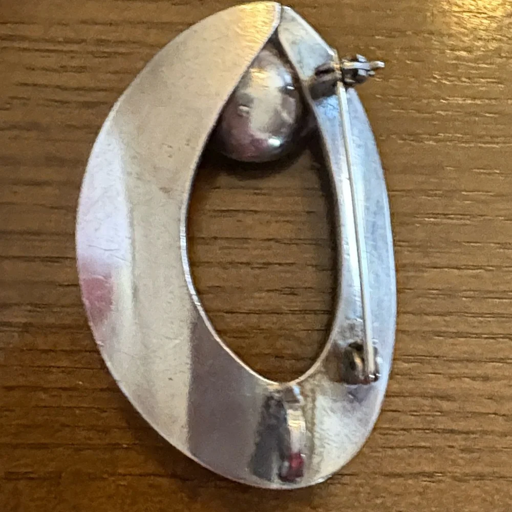 Vintage 1950s/60s Modernist Sterling Silver & Pearl Brooch | Scandinavian Design
